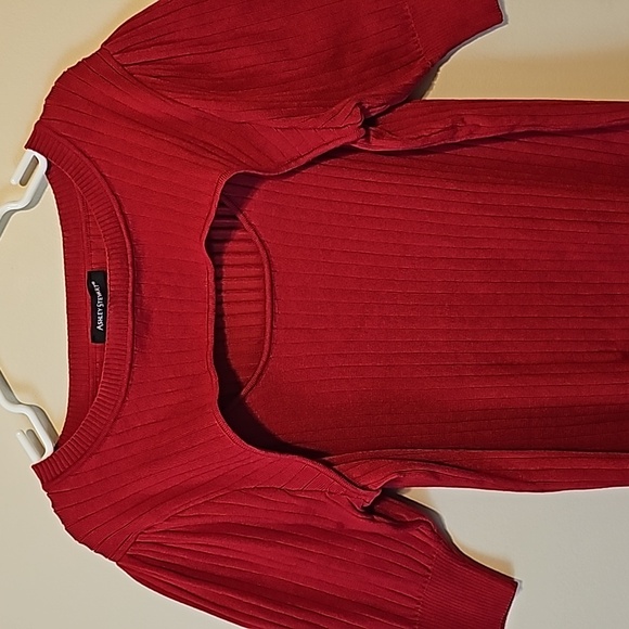 Ashley Stewart Sweater‎ Size 22/24 Red - Picture 2 of 7